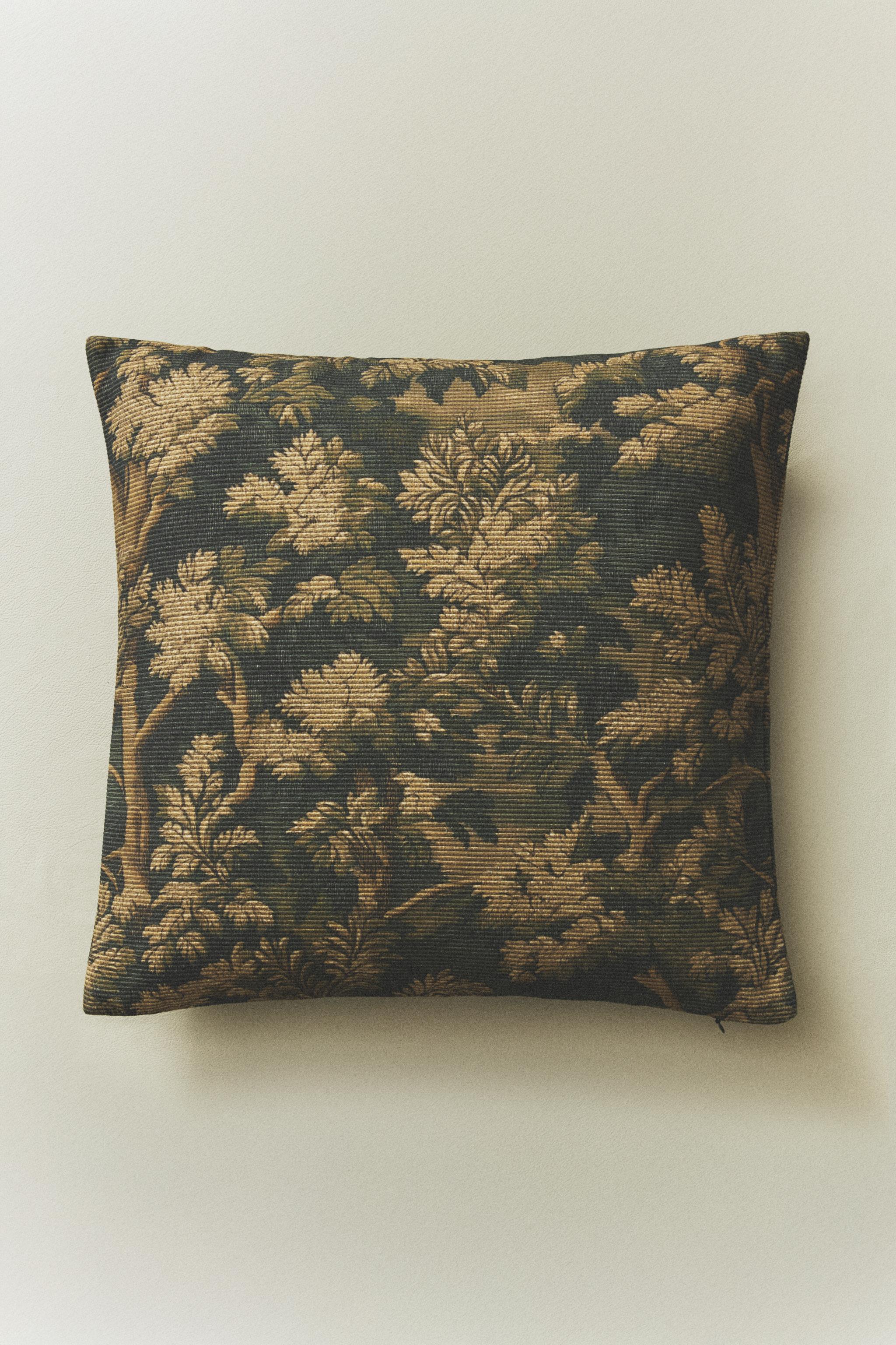 TREE THROW PILLOW COVER
